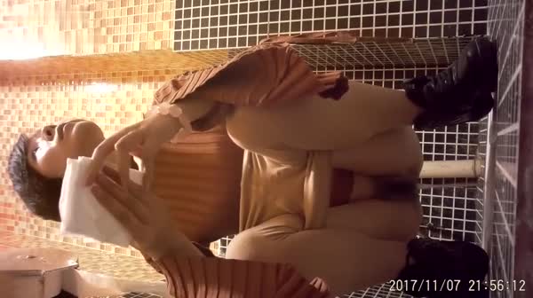 厕所偷拍-云上会所酒吧合集102